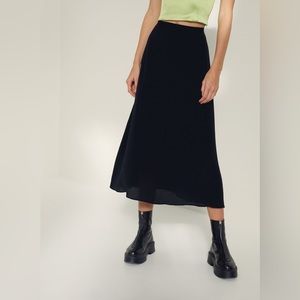 Wilfred silk black midi skirt size 00